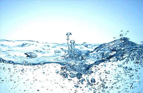 Máy sục ozone xử lí nước sinh hoạt